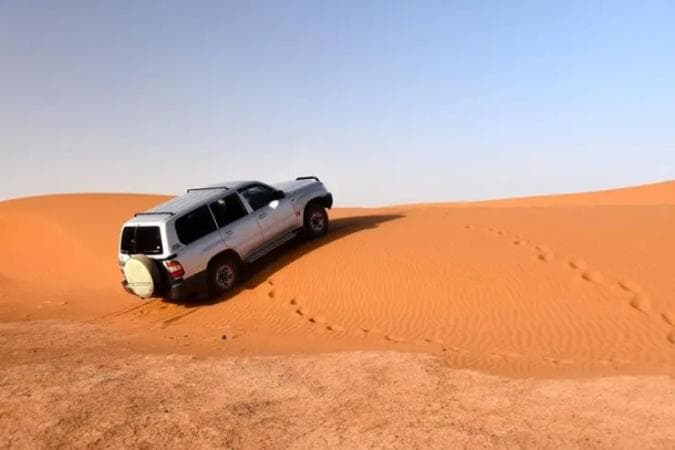Marrakech al Sahara en coche: 4×4 o SUV — lo que necesita realmente
